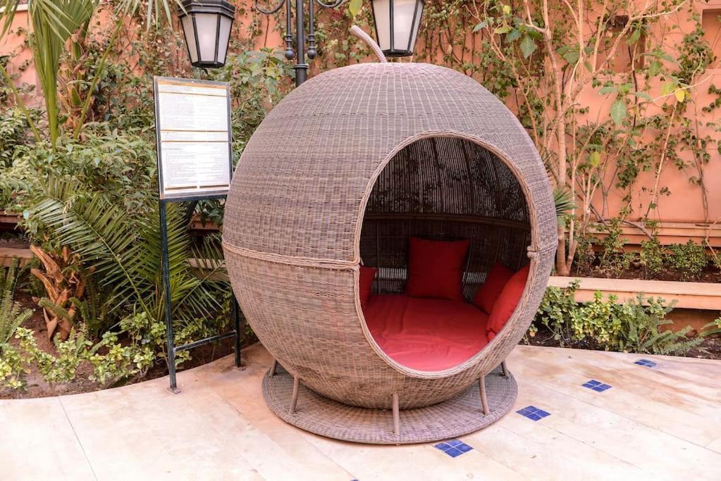 Schone Ferienwohnung: Poolblick und Terrasse nahe Majorelle Garden Marrakesh Exterior photo